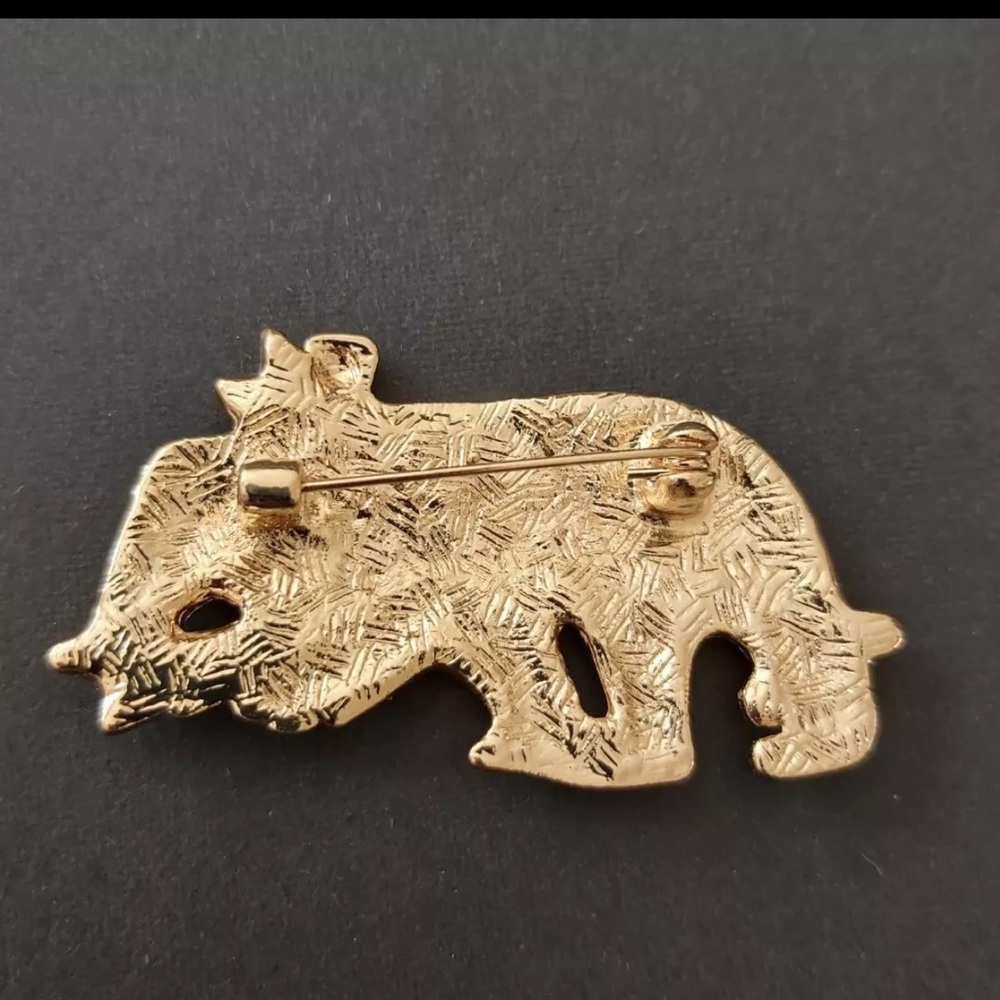 Polar Bear Cute White, Red, & Green Enamel Christmas Brooch Pin - Picture 4 of 4